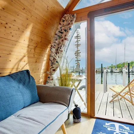 Hausboot Captain Sparrow Tekne *